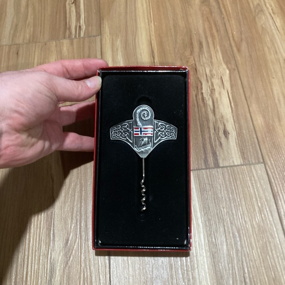 Viking Norway Wine Opener - Picture 1 of 3